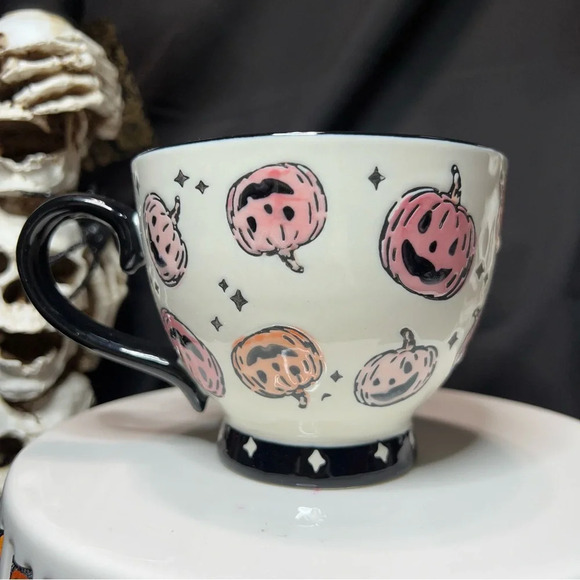 Potters Studio 2024 Halloween Spooky Seaon Ceramic Pink Black Pumpkin Mugs x2 - Picture 4 of 14